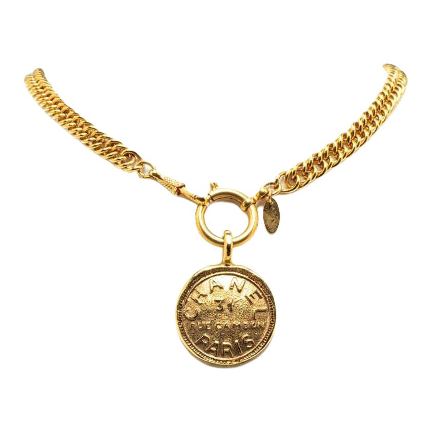CHANEL 1970 1980 Plated 31 Rue Cambon Pendant Necklace Costume Necklace