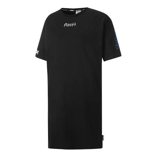 (WMNS) فستان PUMA x Mr Doodle Crossover الرياضي الكاجوال والقابل للتنفس بأكمام قصيرة باللون الأسود 530656-01
