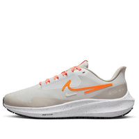 (WMNS) Nike Air Zoom Pegasus 39 Shield 'Light Grey Orange' DO7626-004