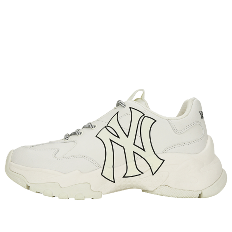 MLB x Disney Bigball Chunky Yankees 'White Black' 32SHCK941-50I