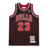 Mitchell & Ness x NBA Chicago Bulls 1996-97 Swingman Jersey 'Michael Jordan 23' 3N2B7BMJ1-BULMJ