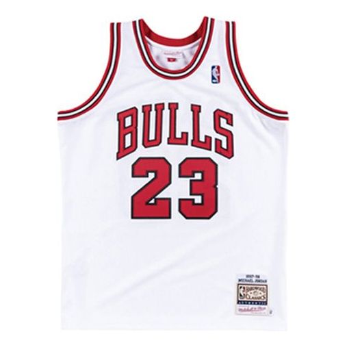 Mitchell & Ness NBA Authentic Jersey 1991-92 'Chicago Bulls Michael Jordan' 18398-CBUWHIT97MJO