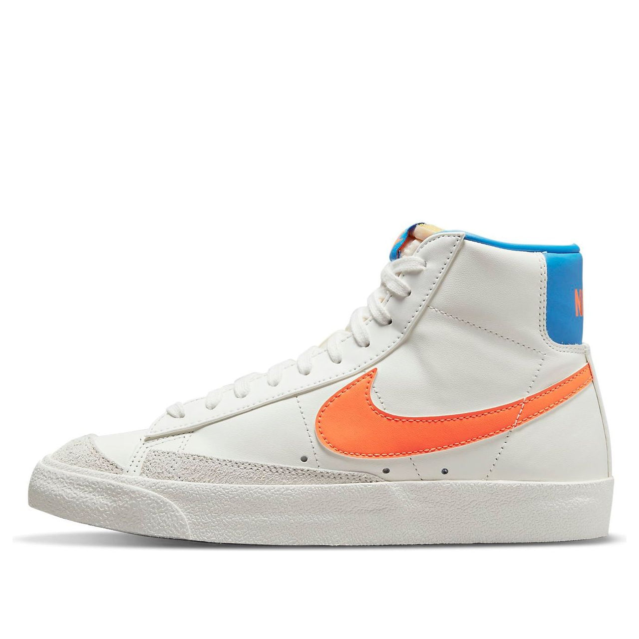 (WMNS) Nike Blazer Mid '77 'Sail Total Orange' DQ4692-100