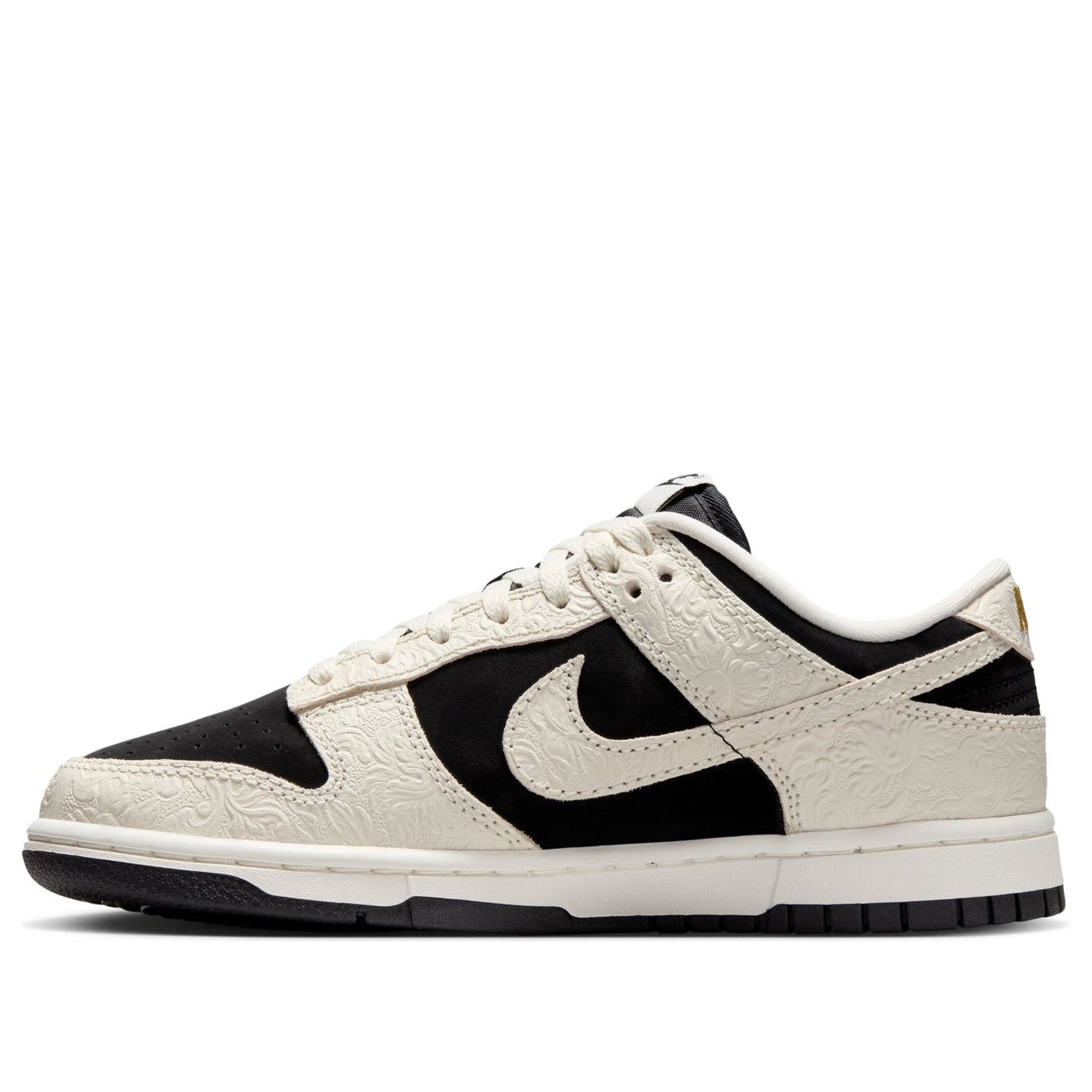 (WMNS) Nike Dunk Low 'Embossed Baroque Black Sail' IF3944-001