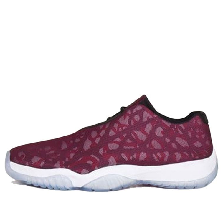Air Jordan Future Low 'Bordeaux Camo' 718948-605