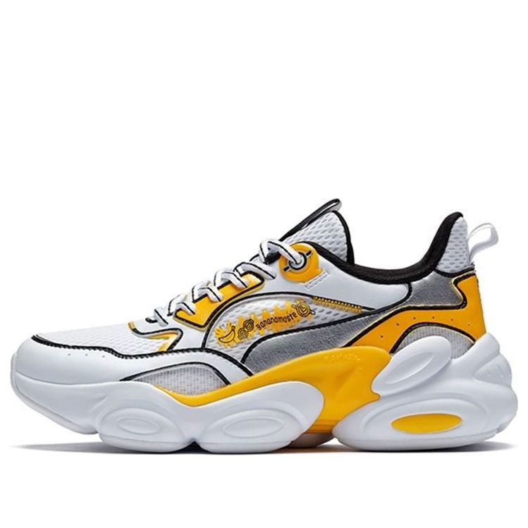 (WMNS) 361 Degrees x Minions Dad Shoes 'White Yellow' 682026768-1