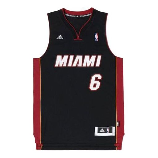 سترة كرة السلة adidas LeBron James SW Fan Edition Miami Heat رقم 6 باللون الأسود L76194