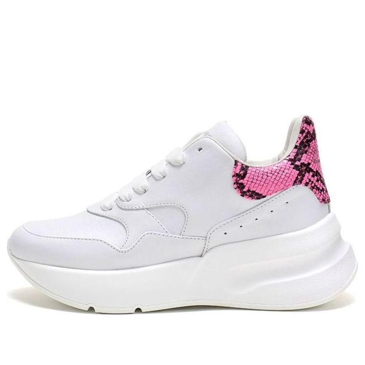 (WMNS) Alexander McQueen Oversized Snake Print Runner Sneakers 'White Pink' 586410WHXI39924
