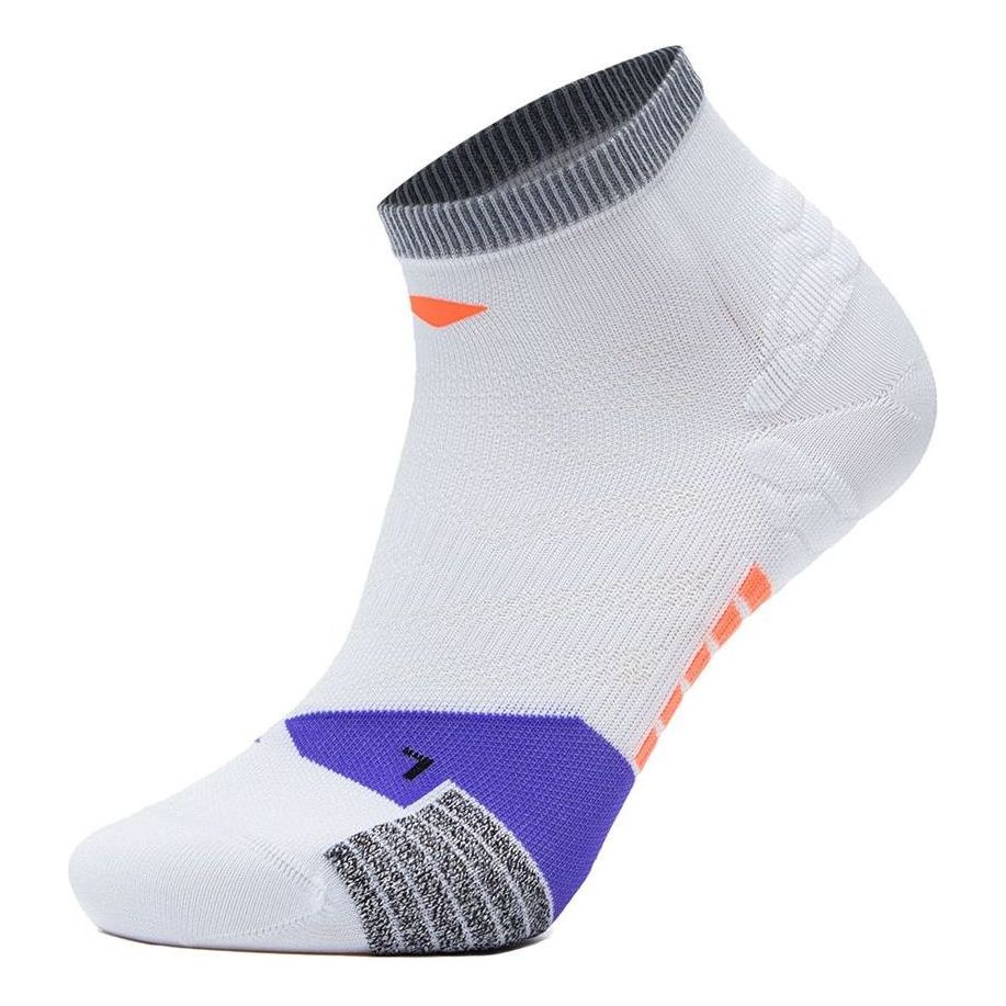 جوارب الجري القصيرة من Li-Ning باللون الأبيض والأرجواني AWST101-5