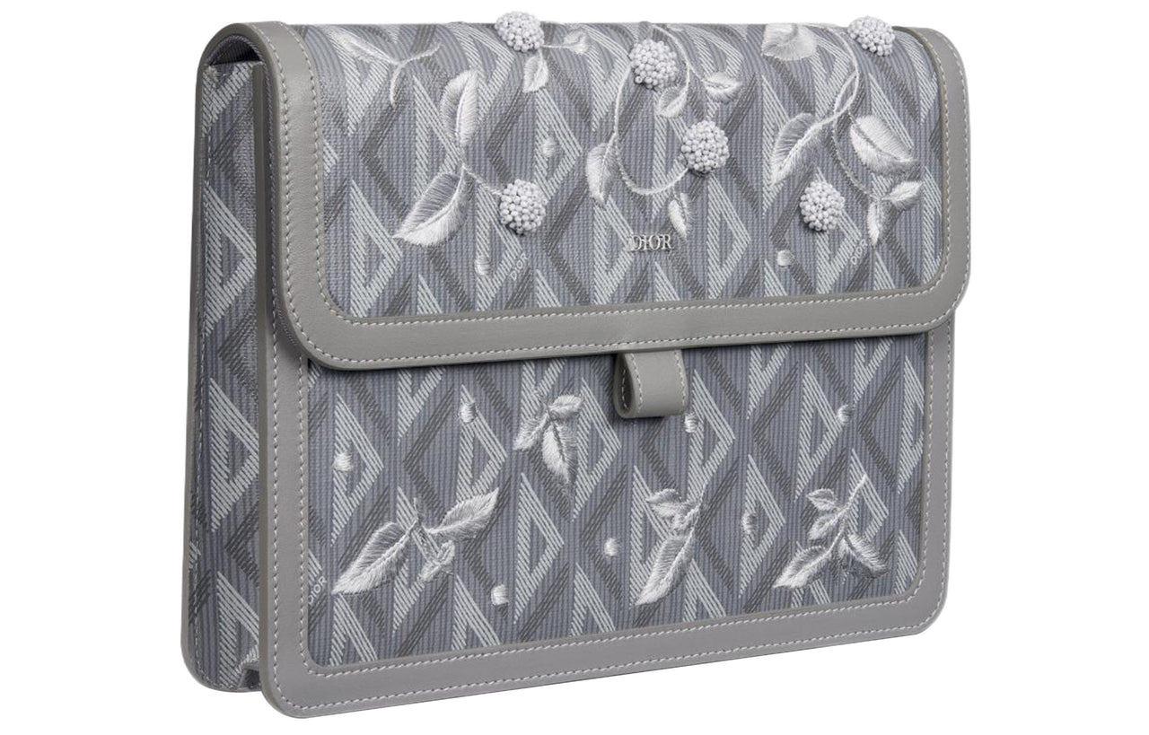 DIOR Clutches