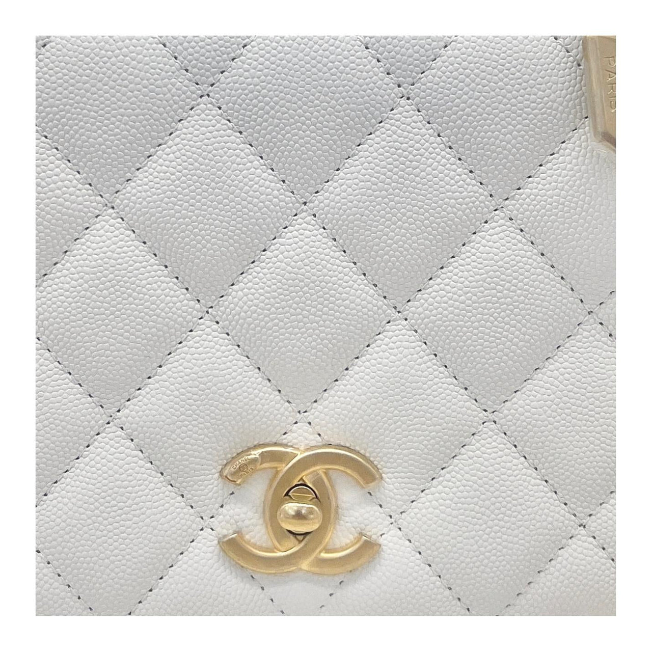 CHANEL Litchi Grain Cow Leather Crossbody Bag Shoulder Bag Women's White
