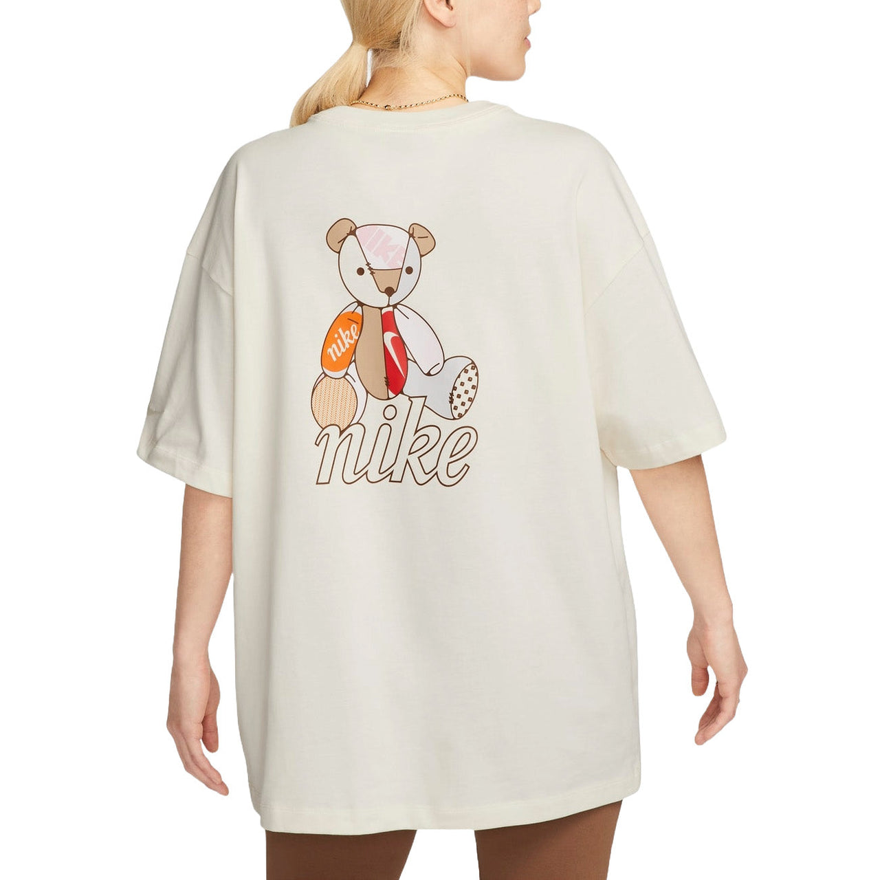 (WMNS) Nike Sportswear Bear Graphic Oversized T-shirt Asia Sizing 'Pale Ivory' FQ6010-110