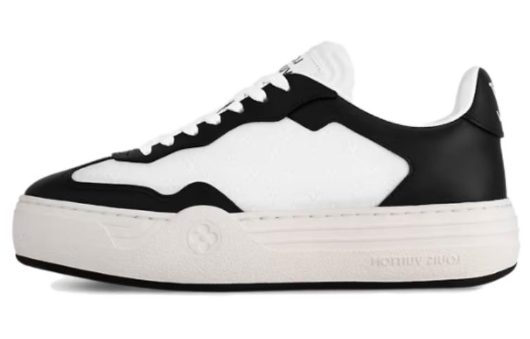 LOUIS VUITTON Low-Top Skateboard Shoes Women's Black White