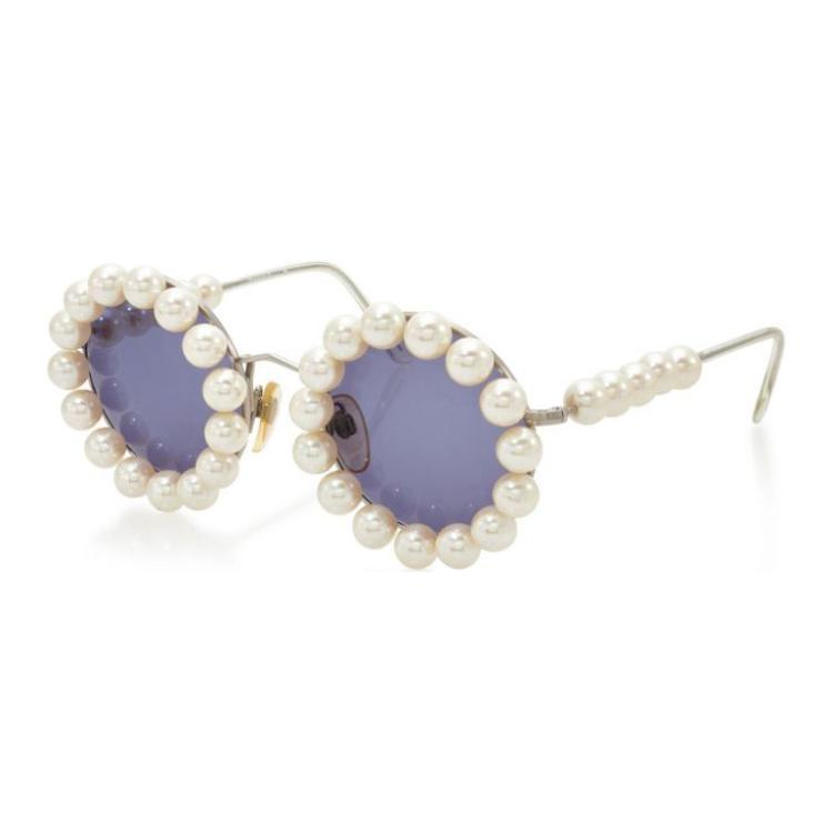 CHANEL 1993 Pearl trim Round frame Sunglasses