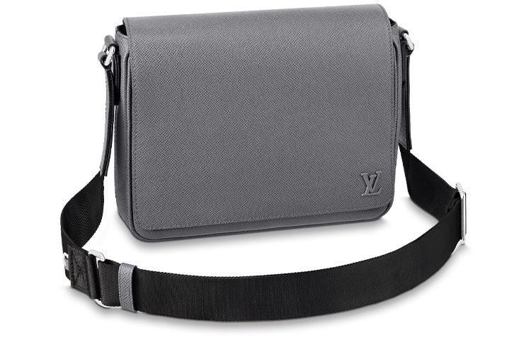 LOUIS VUITTON District Pm