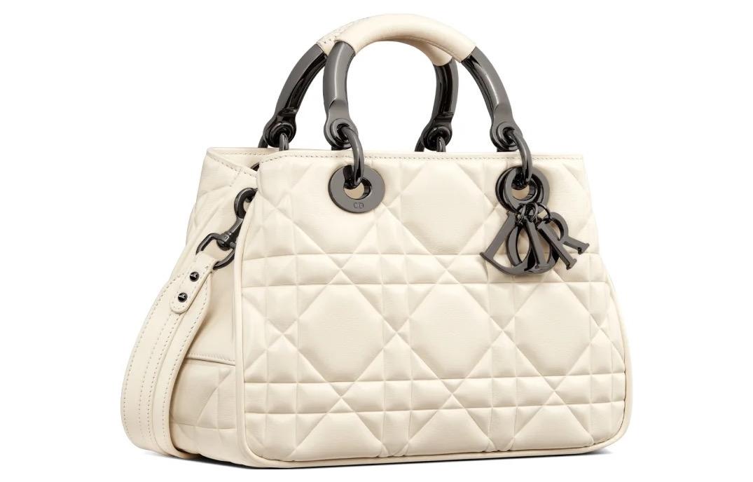 DIOR Calfskin Daisie Bag Shoulder Bag Crossbody Bag Handbag Small Size Women's White