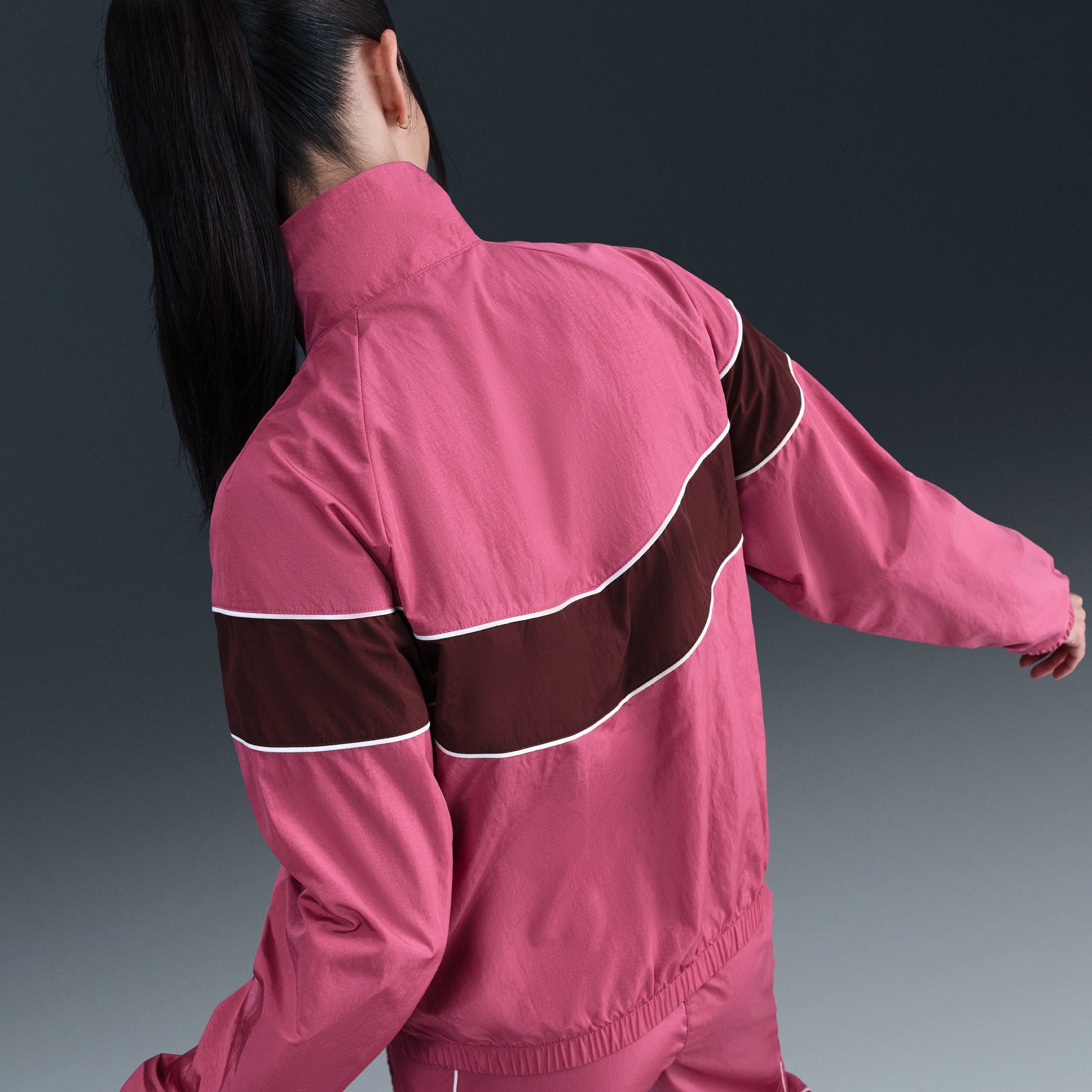 (WMNS) Nike Windrunner Loose UV Woven Full-Zip Jacket 'Sweet Beat Sail Burgundy Crush' FV6305-634