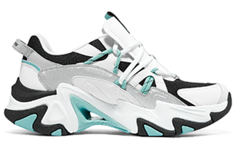 (WMNS) Skechers Stamina V3 'White Black Blue' 896072-WBKB