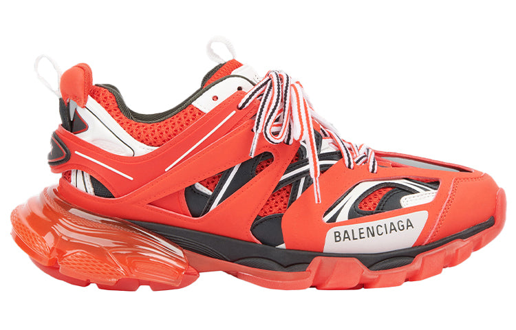 حذاء رياضي Balenciaga Track Clear Sole Low-Top باللون الأحمر 647742W3BZ16591