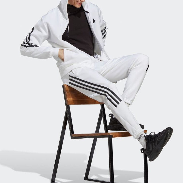 adidas Logo IC8258