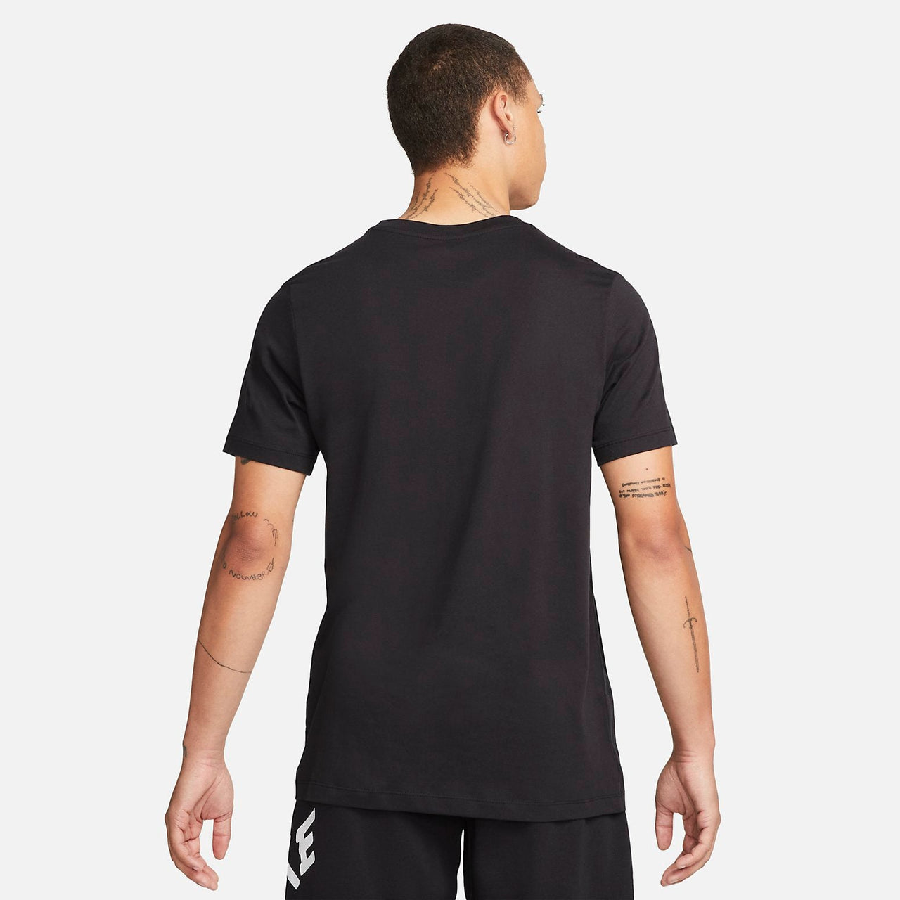Nike Essential Sport Daisy Pocket T-Shirt 'Black' DM6429-010