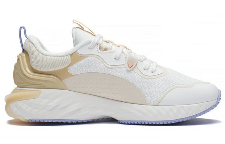 (WMNS) Li-Ning Cloud Shield 'White Khaki' AGLS212-5