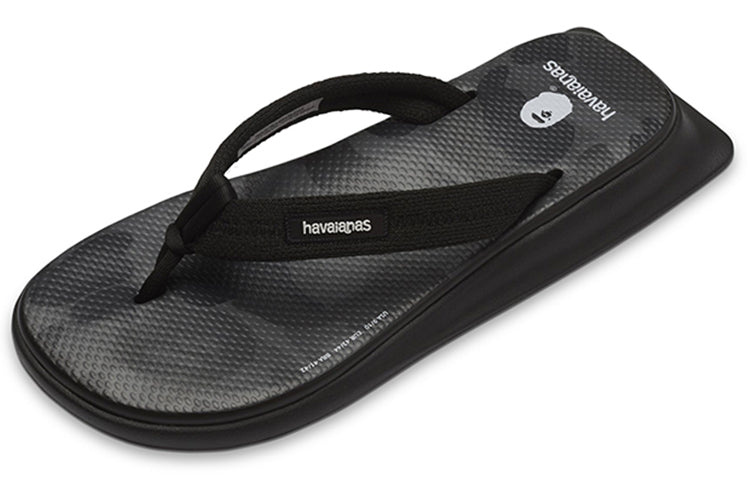 A BATHING APE Slide x Havaianas Black 1H23-191-951