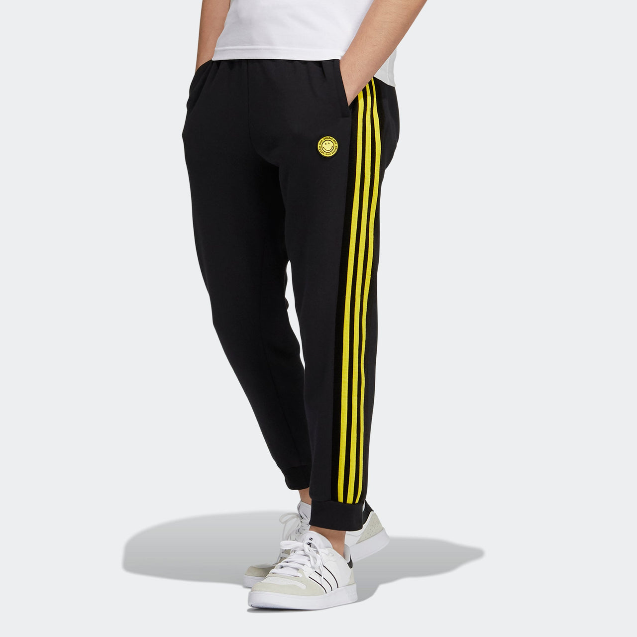 Men's adidas neo x SMILEY Crossover Smly Tp 1 Contrasting Colors Bundle Feet Sports Pants/Trousers/Joggers Black HB7411