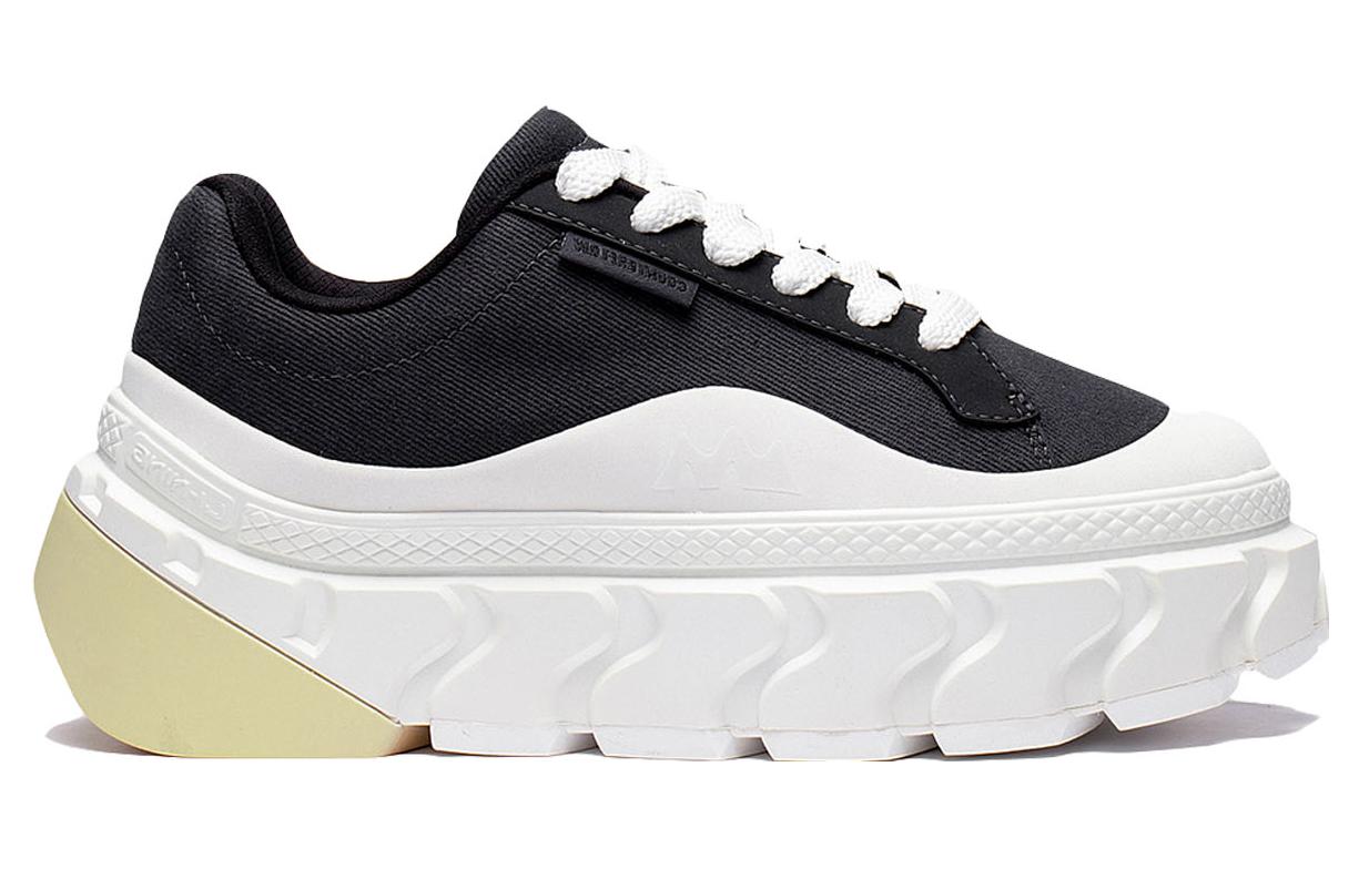 (WMNS) Li-Ning CF Skate Shoes 'Black White' AGCS230-1