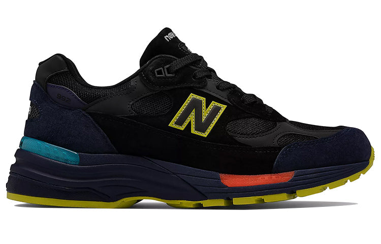 حذاء New Balance 992 صنع في الولايات المتحدة الأمريكية "أسود بنفسجي" M992LT