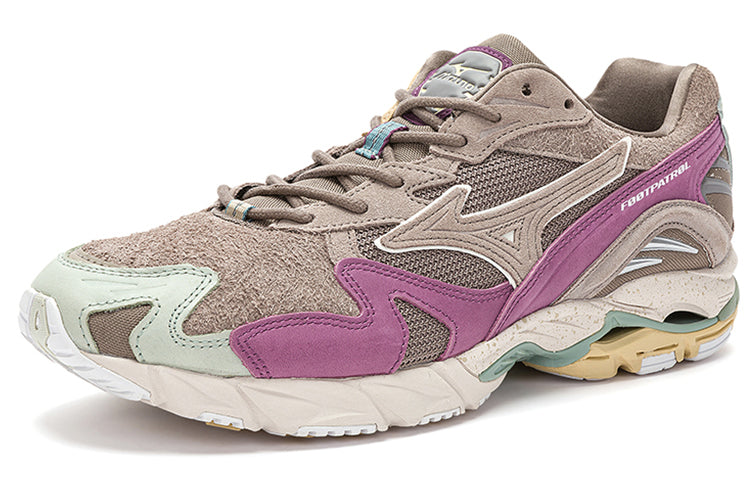 Mizuno Footpatrol x Wave Rider 10 'Grey Rust' D1GD222201