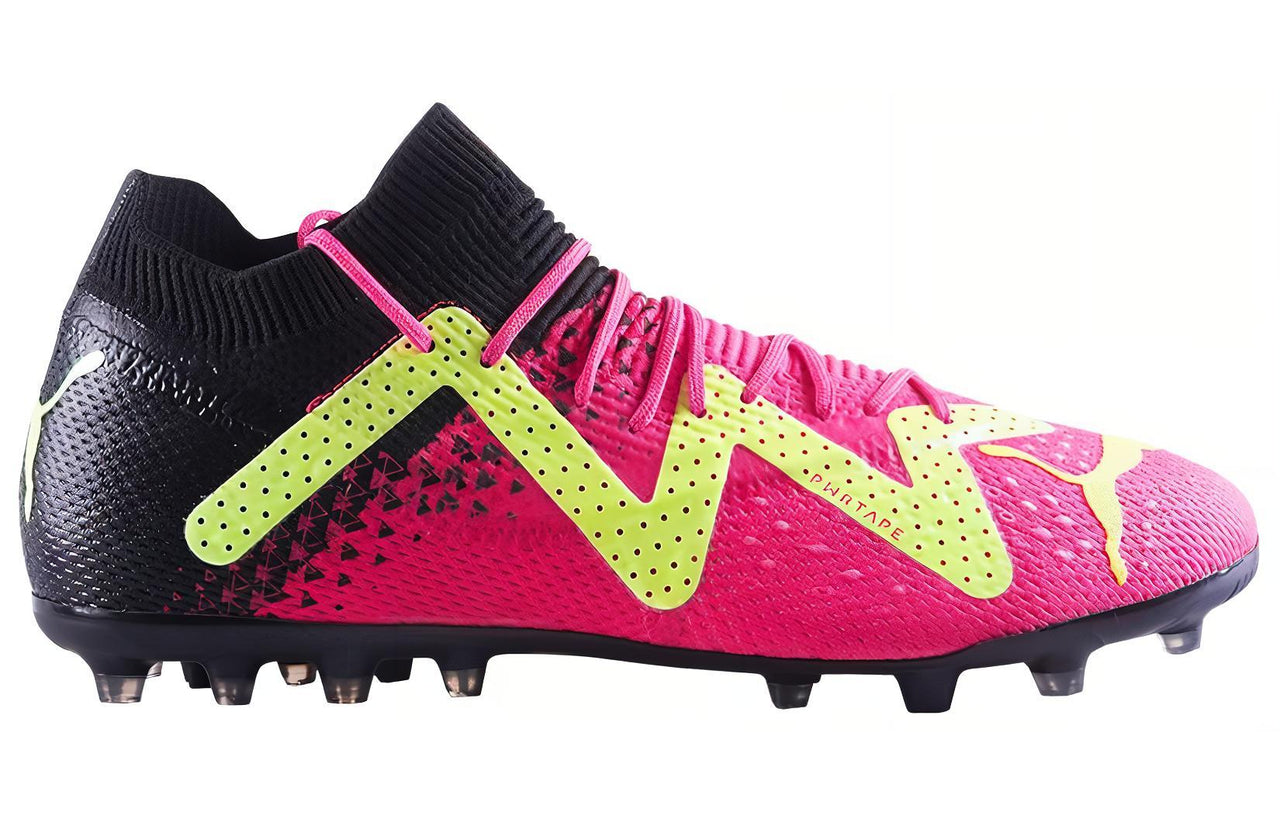 PUMA Future Ultimate 'Pink Black' 107413-01