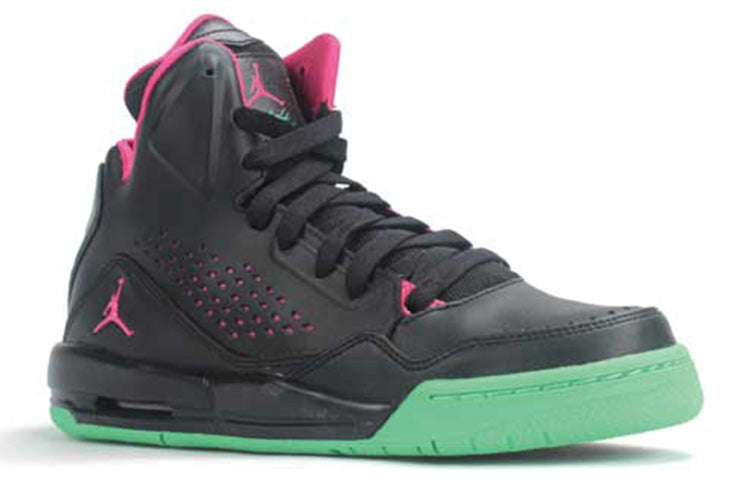 (GS) حذاء Air Jordan SC-3 "أسود وردي زاهٍ" 630611-038