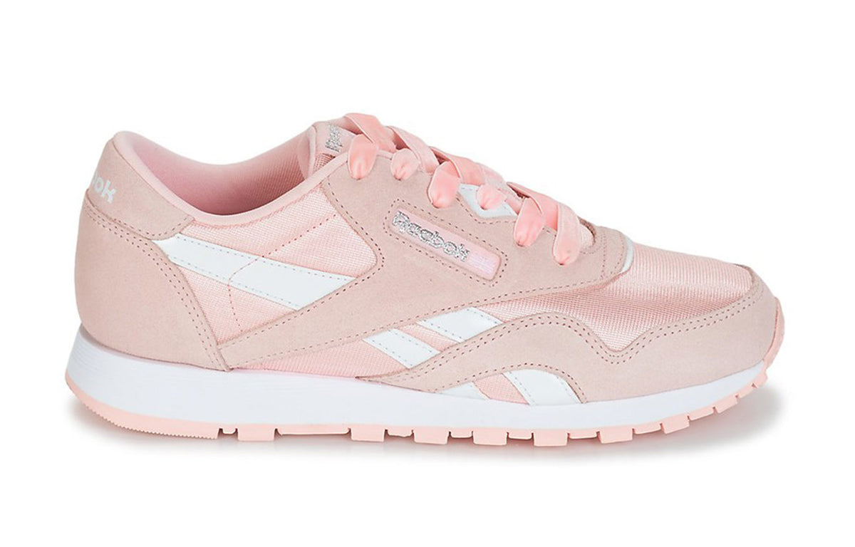 Reebok Classic Nylon Running Shoes K Pink DV4410