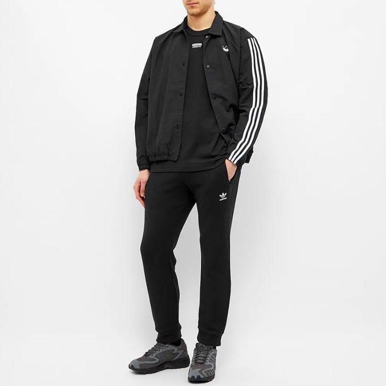 adidas originals Men's Logo Short Sleeve Black FM2267