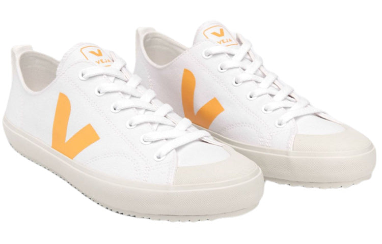 Veja Nova Canvas 'White Ouro' NA0102843