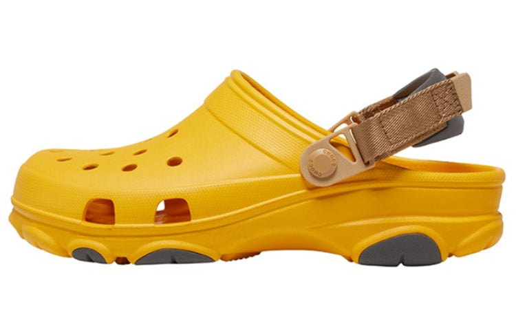 Crocs Classic Clog Beach Sandals Unisex Yellow 206340-700