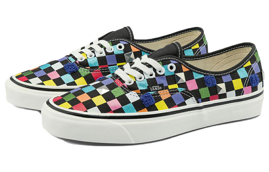 Vans Unisex Authentic 44 DX Sneakers Black VN0A5KX4AWC