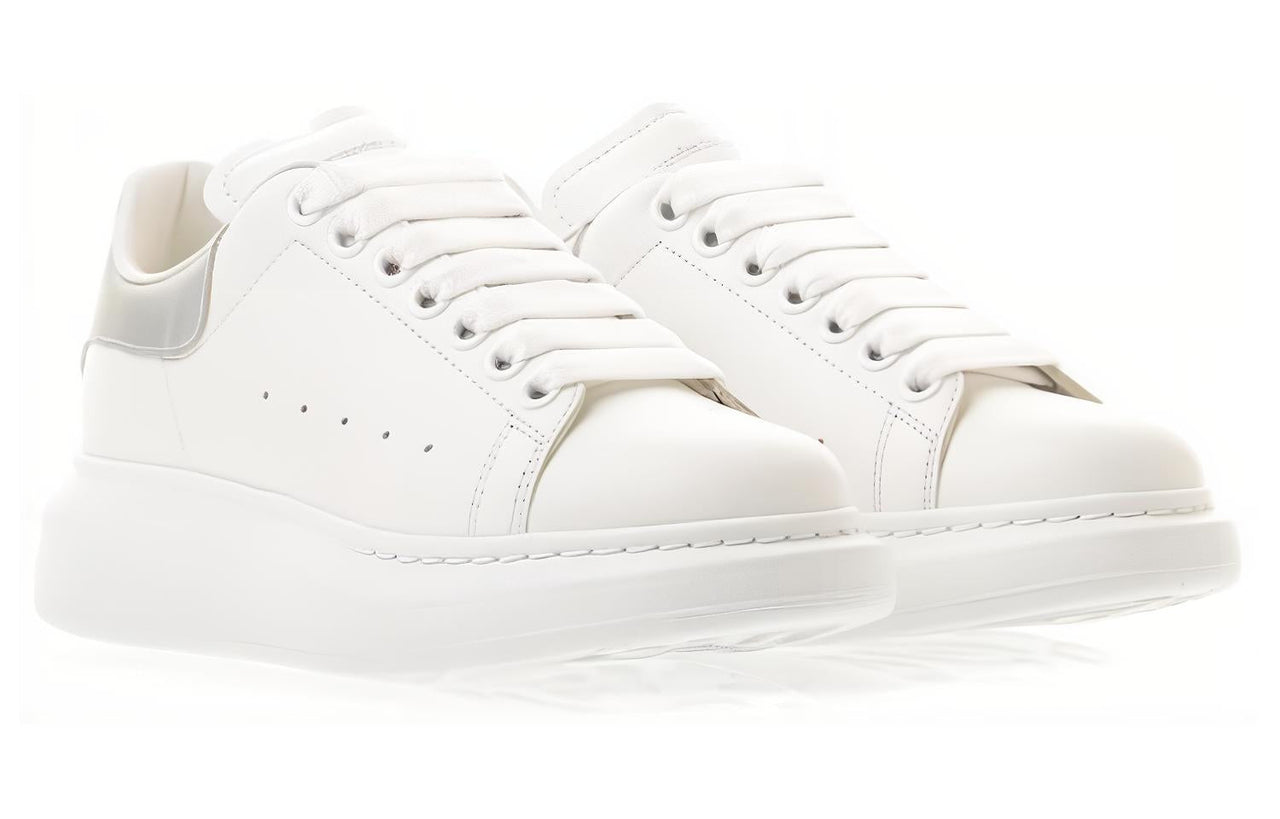 (WMNS) Alexander McQueen Oversized Sneakers 'Silver White' 781742WIEE99071