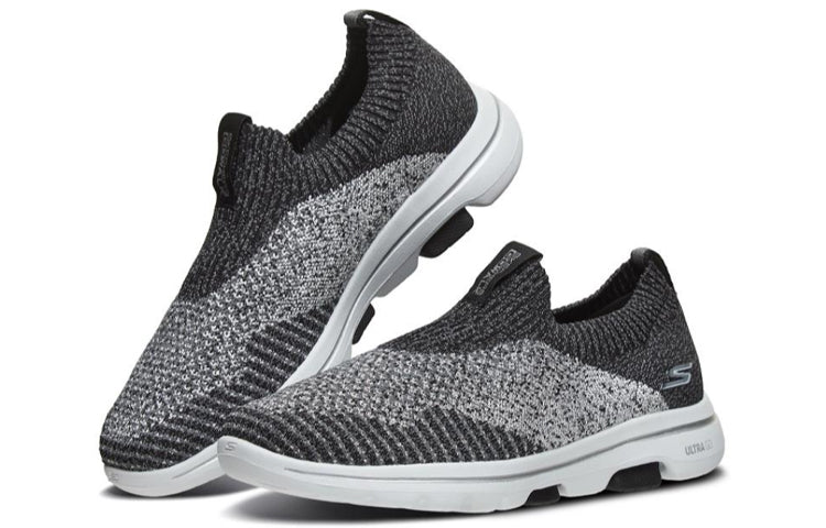 (WMNS) Skechers Go Walk 5 'Black Grey White' 15915-BKW