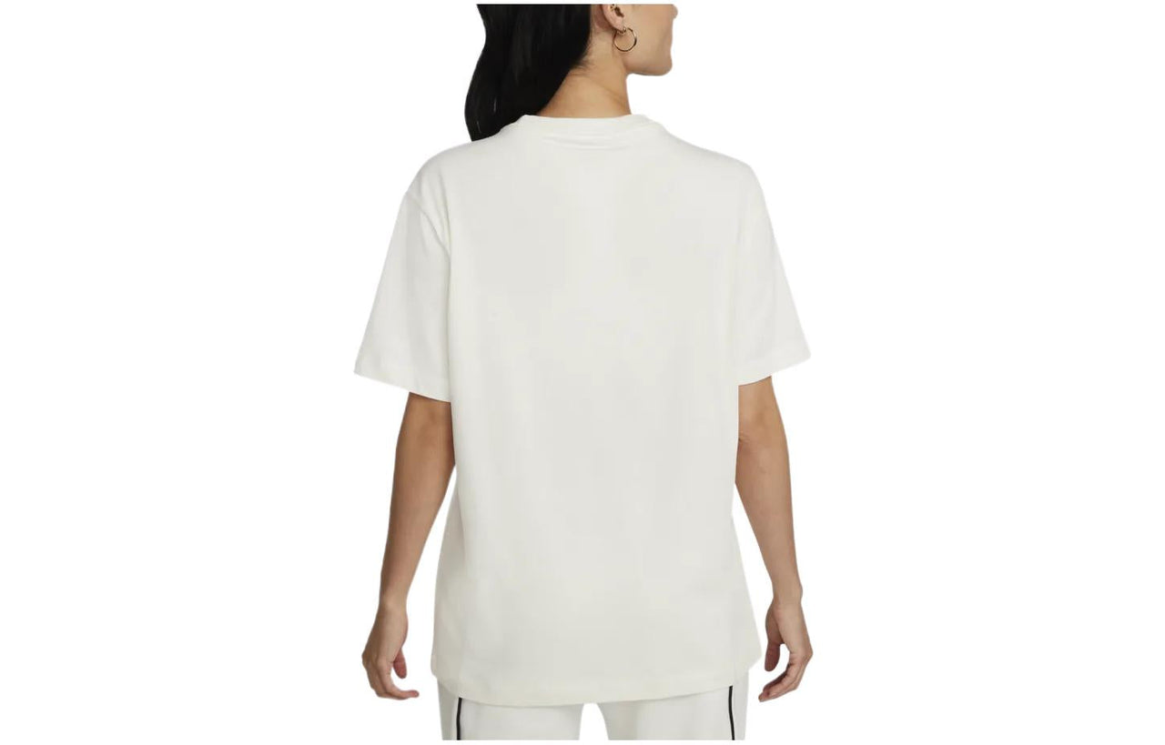 (WMNS) Nike Air Logo T-shirt Asia Sizing 'White' DR8983-133