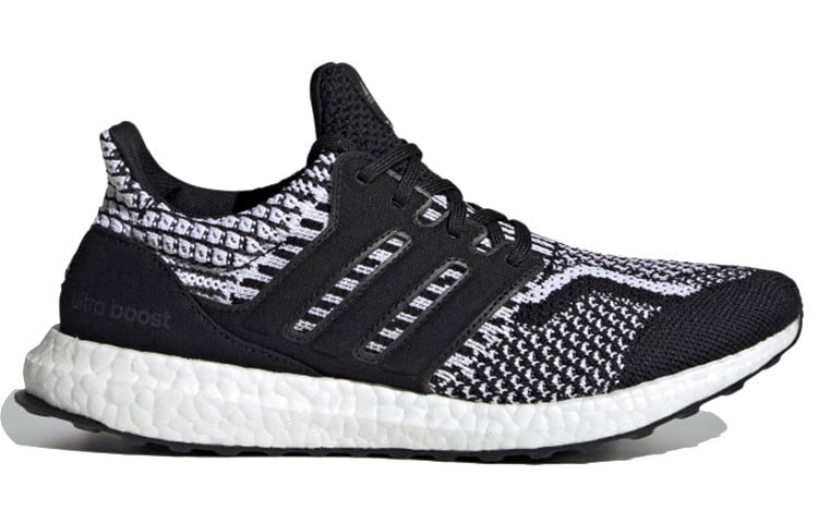 (WMNS) adidas UltraBoost 5.0 DNA 'Black White' FZ1850