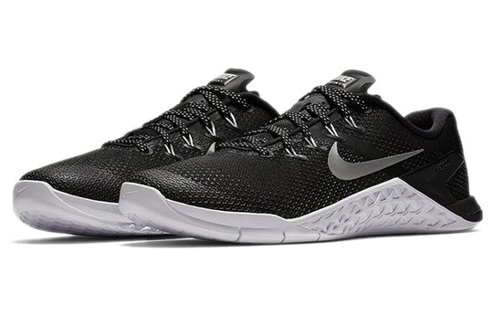 (WMNS) Nike Metcon 4 'Black Metallic Silver' 924593-001