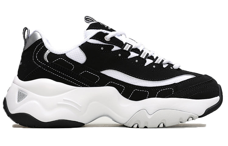 (WMNS) Skechers D'Lites 3.0 Stride Ahead Low-Top Running Shoes Black/White 12956-BKW