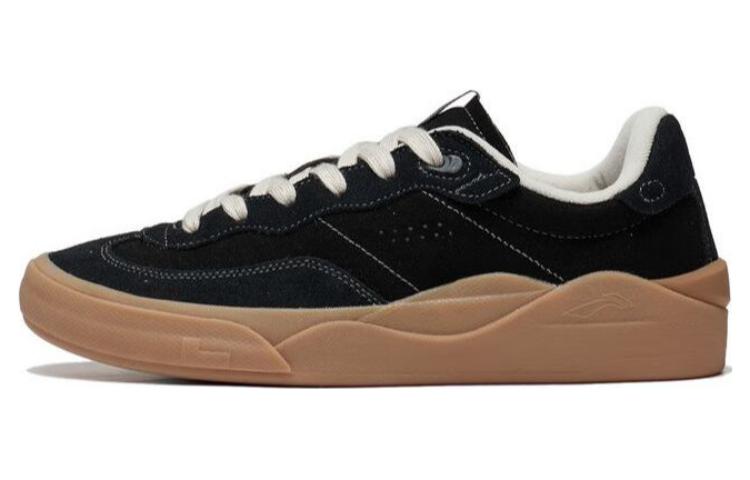Li-Ning Skategeneral 'Black White Gum' AEPSA49-2