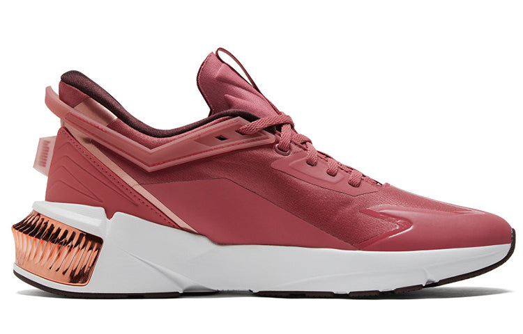 (WMNS) PUMA Provoke Xt Ftr Moto Rose Low-Top Running Shoes Red 195612-02