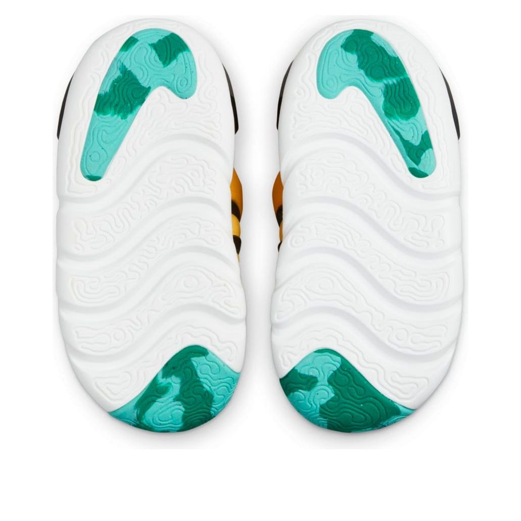 (TD) Nike Dynamo Go SE 'Chinese New Year' DR0271-700