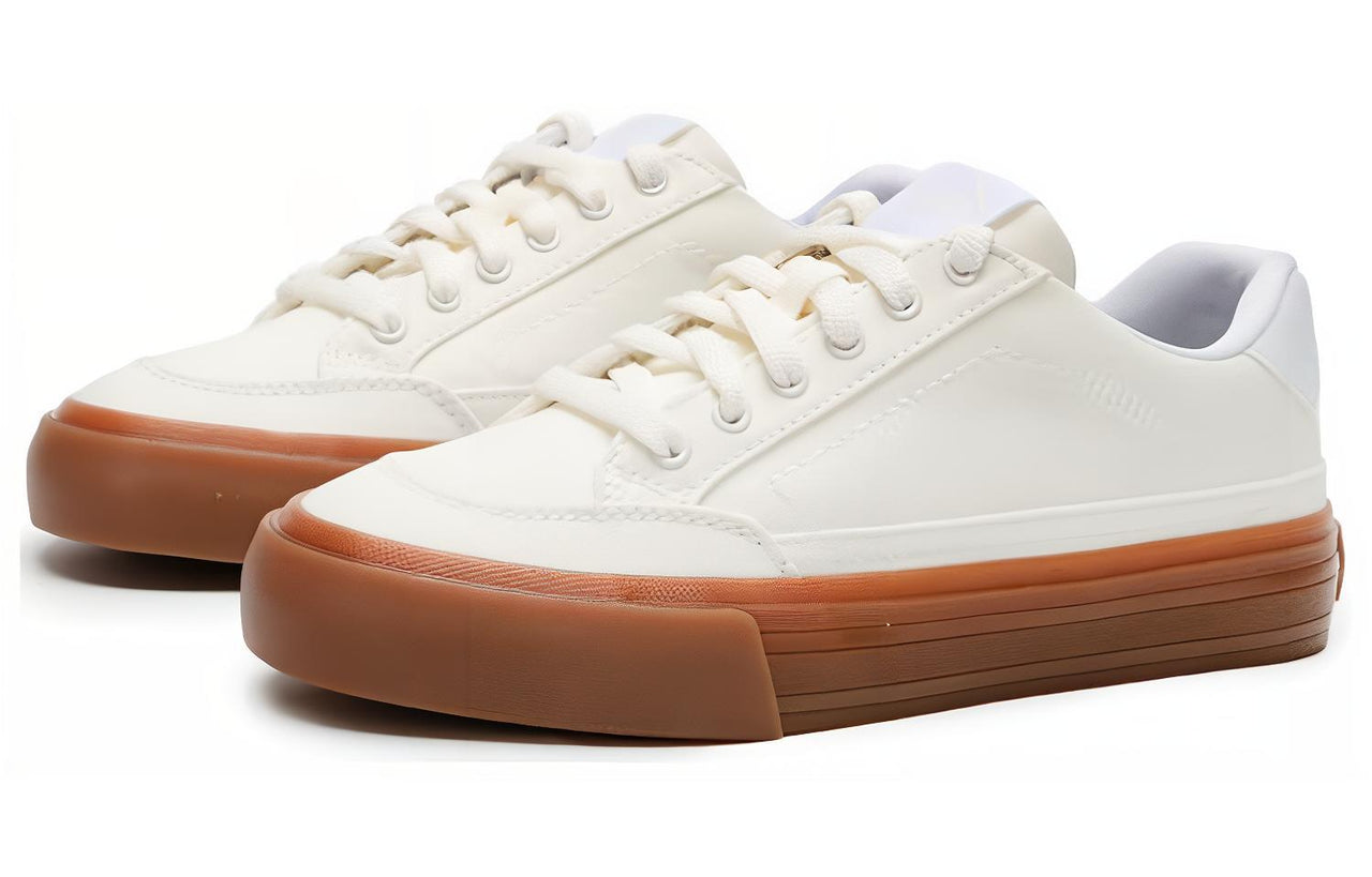 PUMA Capris Leather Skateboarding Sneakers 'White' 395020-16