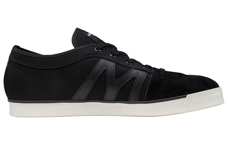 Mizuno School Trainer 'Black' D1GA196109