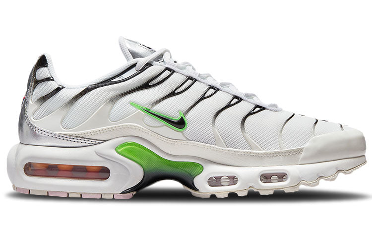 (WMNS) Nike Air Max Plus 'White Green Strike' DN6997-100